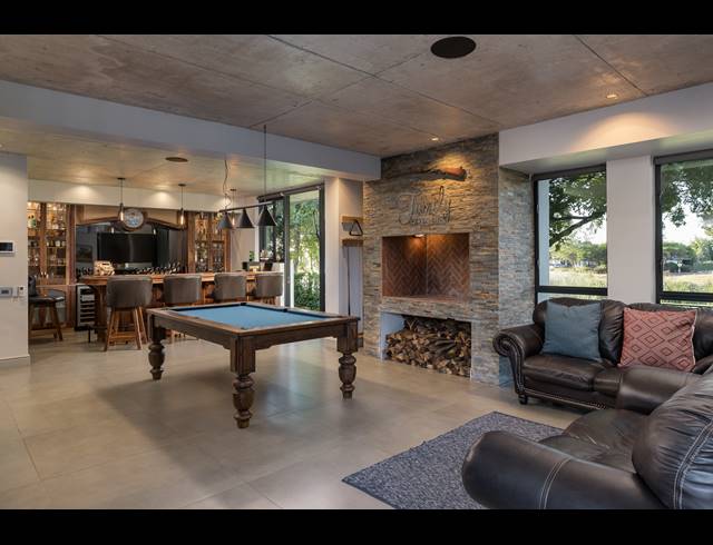 5 BEDROOM HOUSE FOR SALE IN PEARL VALLEY GOLF & COUNTRY ESTATE